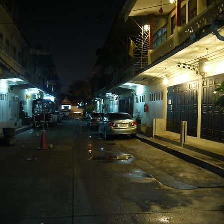 The Royal Thatien Village Bangkok Eksteriør bilde